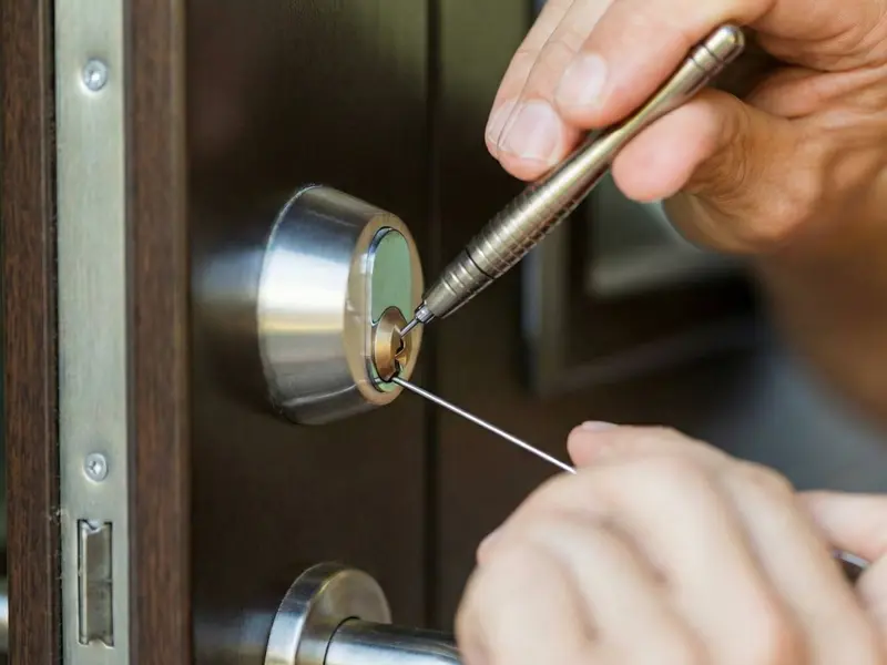 Instalação de fechadura eletrônica em Cuiabá